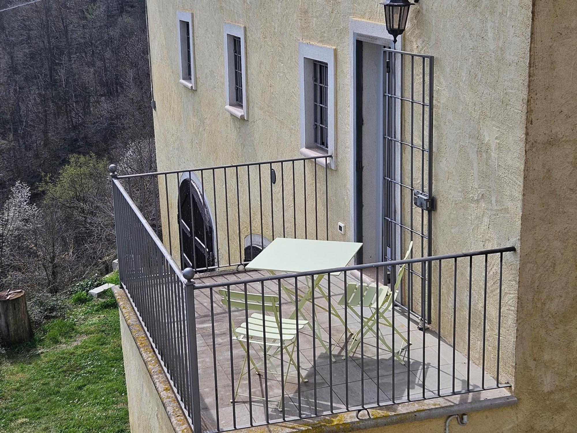 Casa Nel Verde Ca Dla Cola Mombasiglio Extérieur photo
